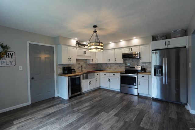 512 E 4th Street, Monon, IN 47959