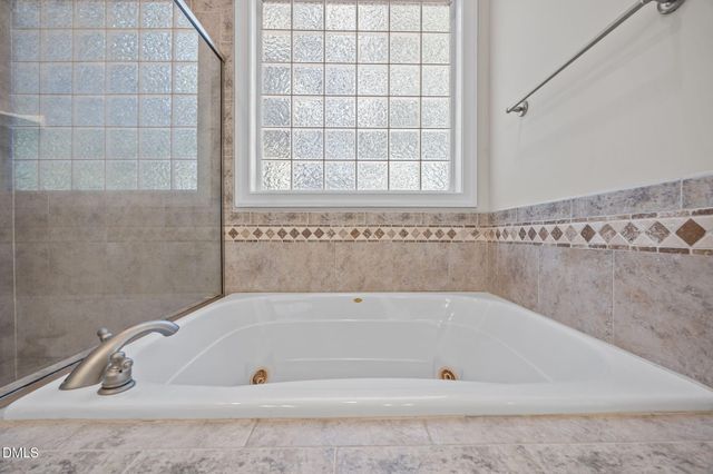 3940 Grandbridge Drive, Apex, NC 27539