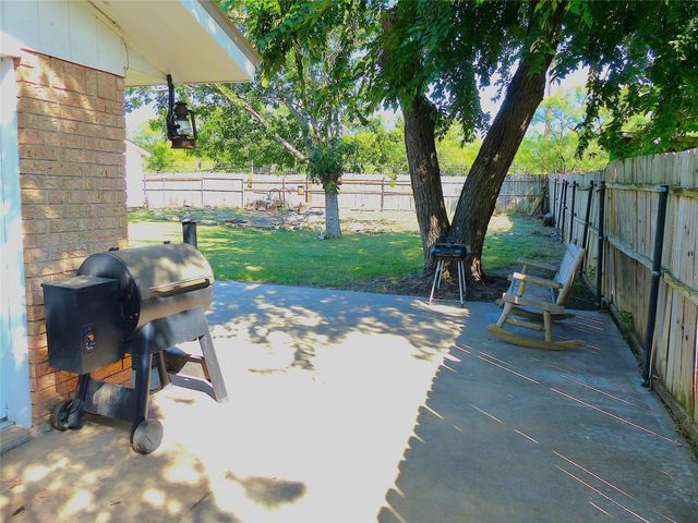 111 Bruce, Brady, TX 76825