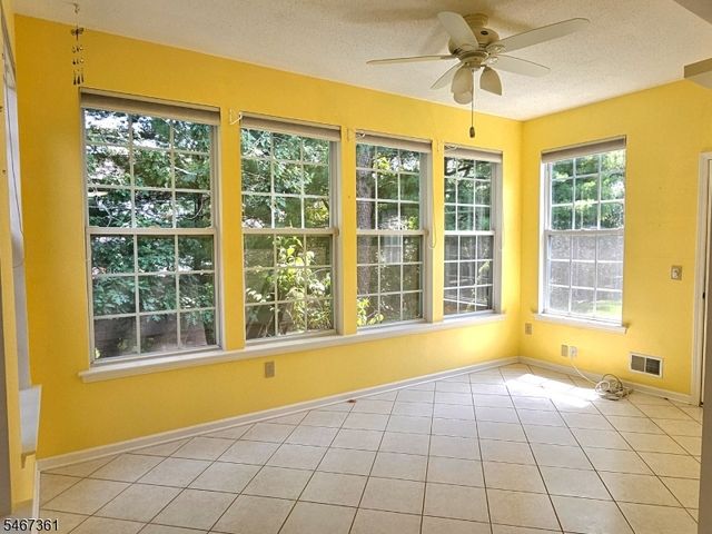 157 Sandpiper Rd, Barnegat Twp., NJ 08005