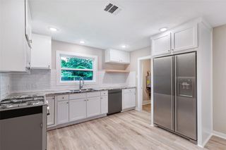 5858 Beldart Street, Houston, TX 77033