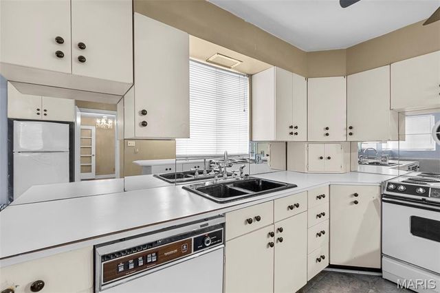 605 W Washington Street, Kennett, MO 63857