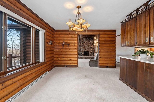 11 BREYERWOOD COURT, Hortonville, WI 54944