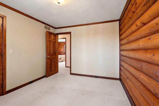 11 BREYERWOOD COURT, Hortonville, WI 54944