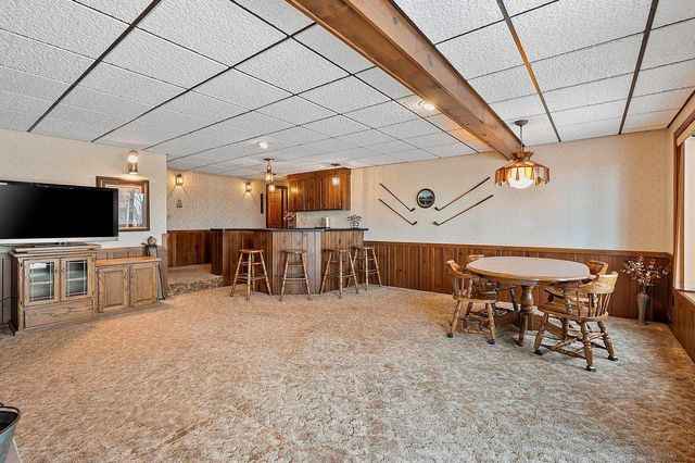 11 BREYERWOOD COURT, Hortonville, WI 54944