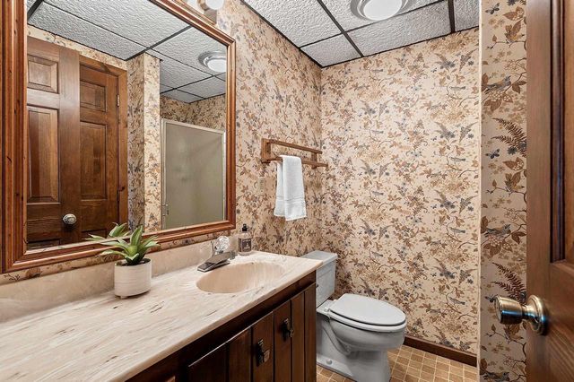 11 BREYERWOOD COURT, Hortonville, WI 54944