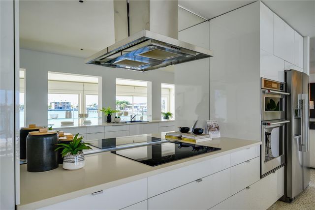 440 64TH AVENUE, St Pete Beach, FL 33706