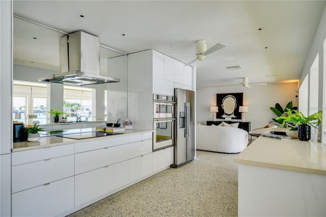 440 64TH AVENUE, St Pete Beach, FL 33706