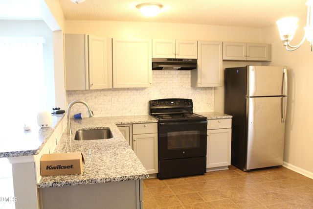 4305 Standing Rock Way, Raleigh, NC 27604