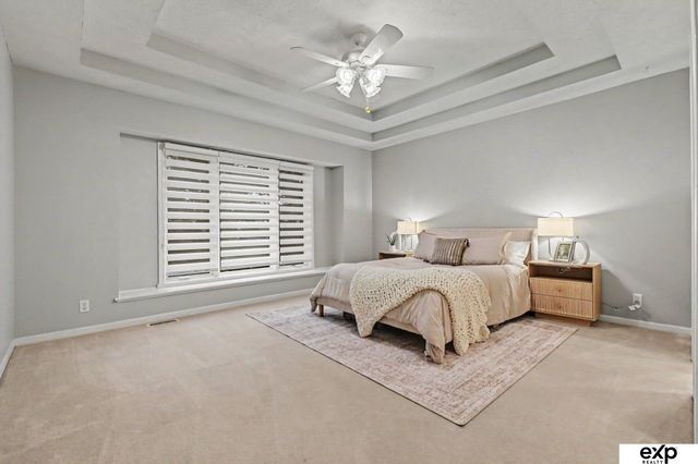 10121 S 172 Circle, Omaha, NE 68136
