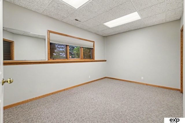 10121 S 172 Circle, Omaha, NE 68136