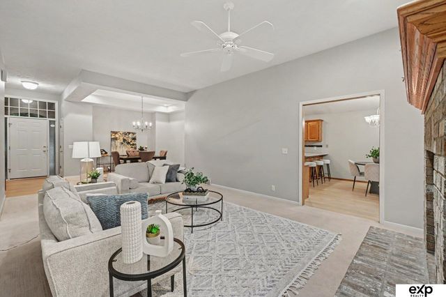 10121 S 172 Circle, Omaha, NE 68136