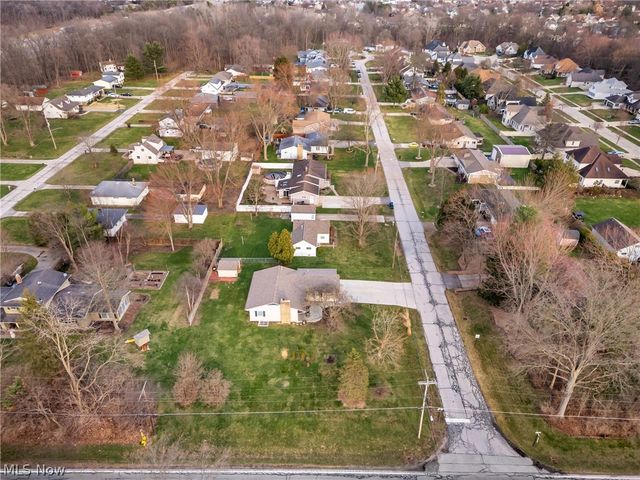 9441 Lindbergh Boulevard, Olmsted Falls, OH 44138