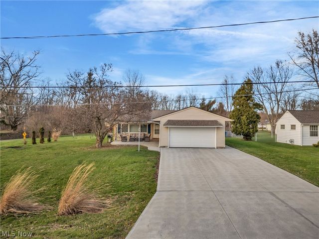 9441 Lindbergh Boulevard, Olmsted Falls, OH 44138