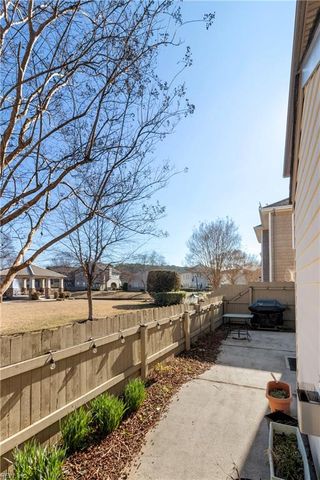 421 Blue Beech WAY, Chesapeake, VA 23320