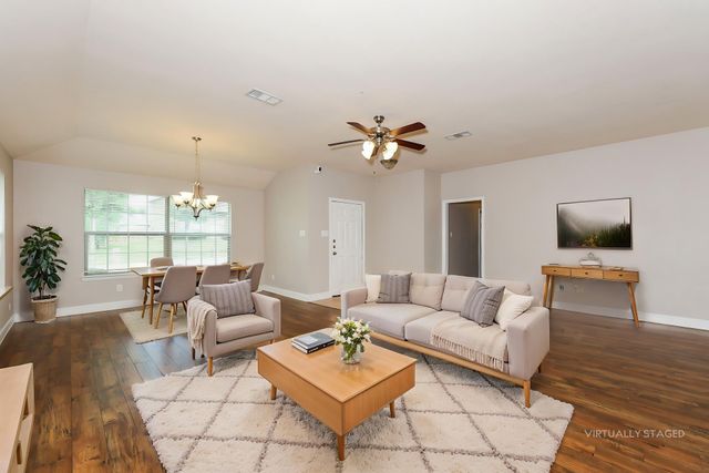 610 Canvas Court, Lancaster, TX 75146