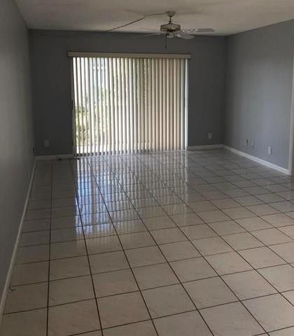 8735 Ramblewood Drive 409, Coral Springs, FL 33071