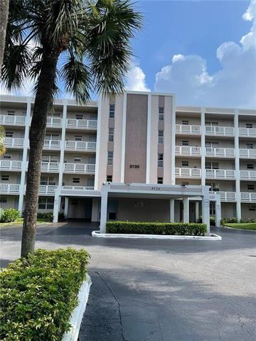 8735 Ramblewood Drive 409, Coral Springs, FL 33071