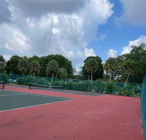 8735 Ramblewood Drive 409, Coral Springs, FL 33071