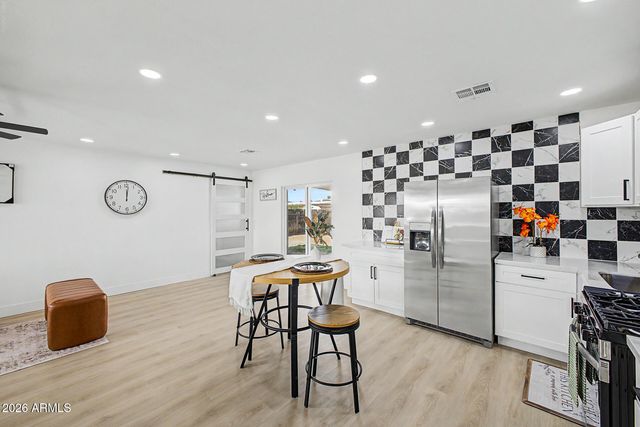 4137 N 75TH Avenue, Phoenix, AZ 85033