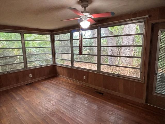 22 POINSETTIA DRIVE, Deland, FL 32724