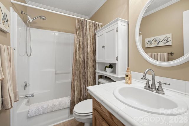 112 W 23rd Street, Newton, NC 28658