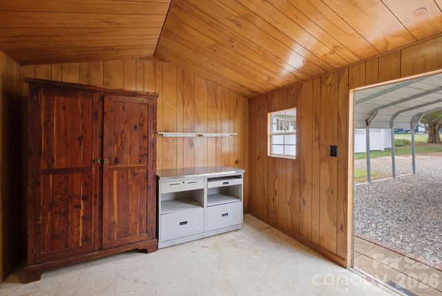 112 W 23rd Street, Newton, NC 28658