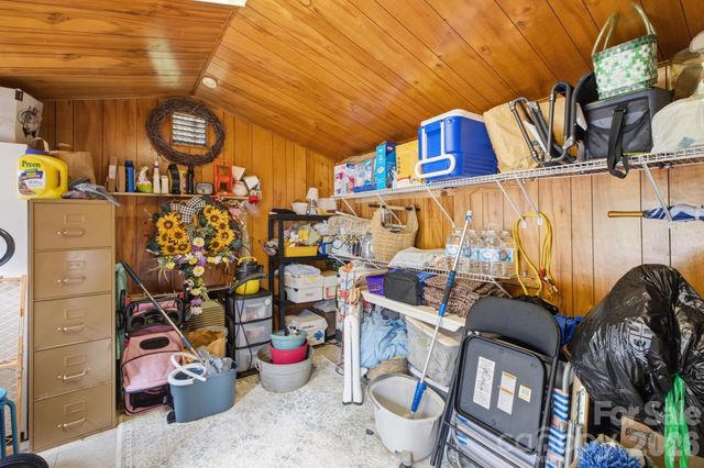 112 W 23rd Street, Newton, NC 28658
