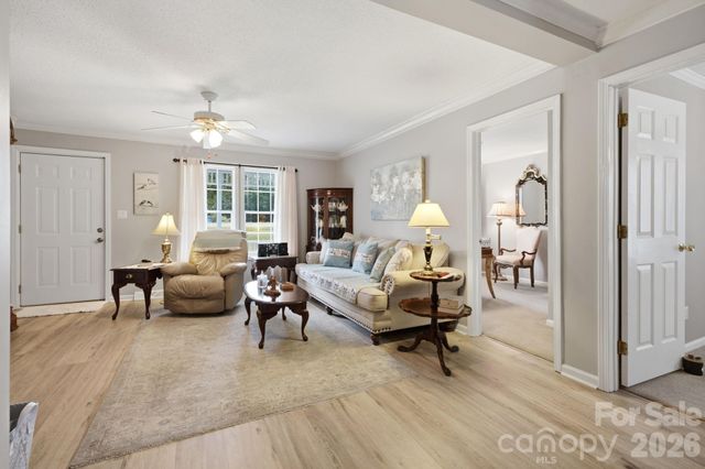 112 W 23rd Street, Newton, NC 28658