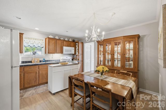 112 W 23rd Street, Newton, NC 28658