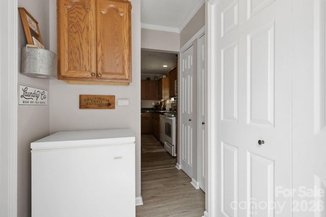 112 W 23rd Street, Newton, NC 28658