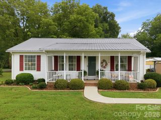 112 W 23rd Street, Newton, NC 28658