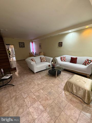 1056 EVERETT ST, Camden, NJ 08104