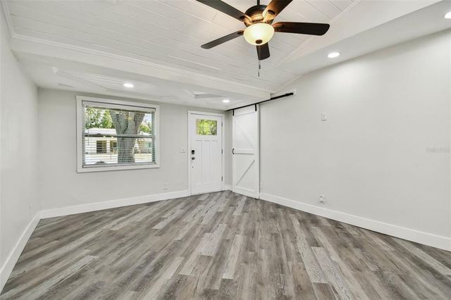 816 9TH AVENUE SW, Largo, FL 33770