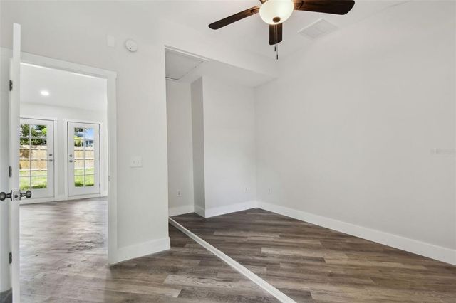 816 9TH AVENUE SW, Largo, FL 33770