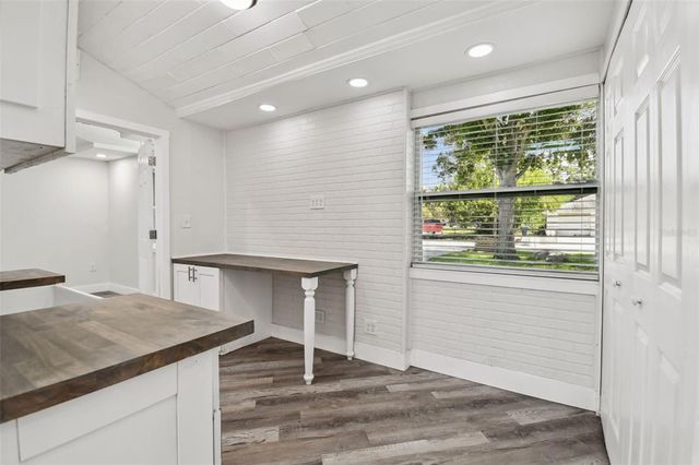 816 9TH AVENUE SW, Largo, FL 33770