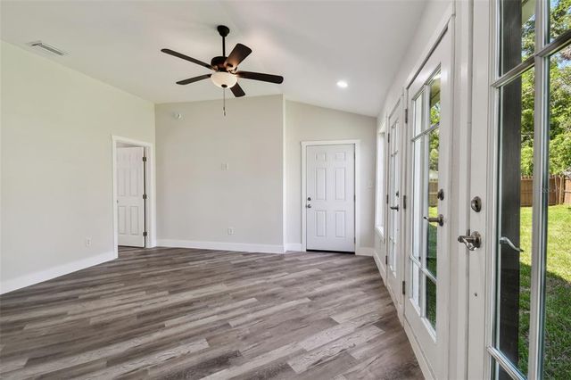 816 9TH AVENUE SW, Largo, FL 33770