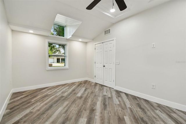 816 9TH AVENUE SW, Largo, FL 33770