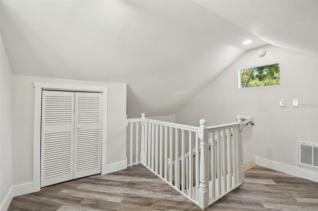 816 9TH AVENUE SW, Largo, FL 33770