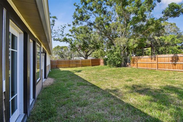 816 9TH AVENUE SW, Largo, FL 33770
