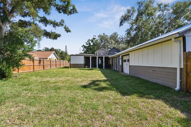 816 9TH AVENUE SW, Largo, FL 33770