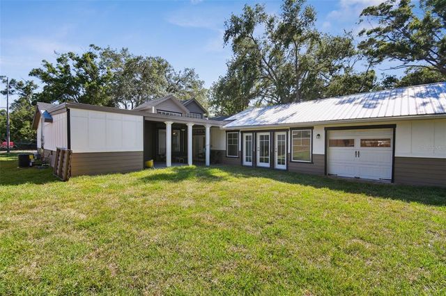 816 9TH AVENUE SW, Largo, FL 33770