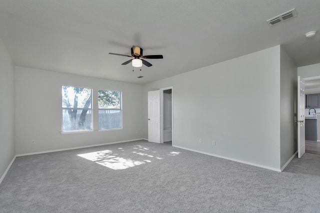 1037 Triple Crown Drive, Fort Worth, TX 76179
