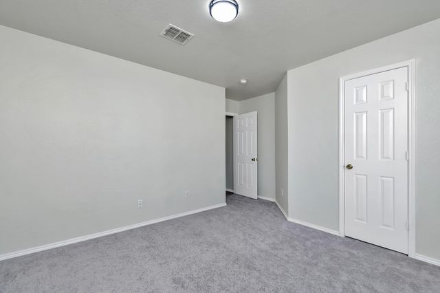 1037 Triple Crown Drive, Fort Worth, TX 76179