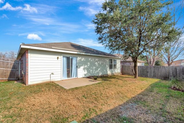 1037 Triple Crown Drive, Fort Worth, TX 76179