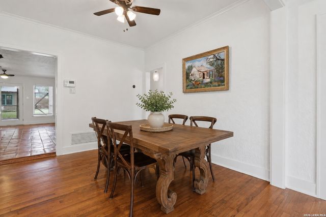 1833 W GRAMERCY PL, San Antonio, TX 78201