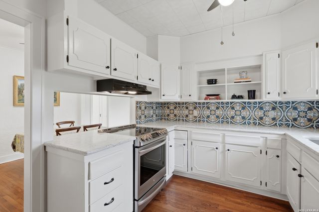 1833 W GRAMERCY PL, San Antonio, TX 78201