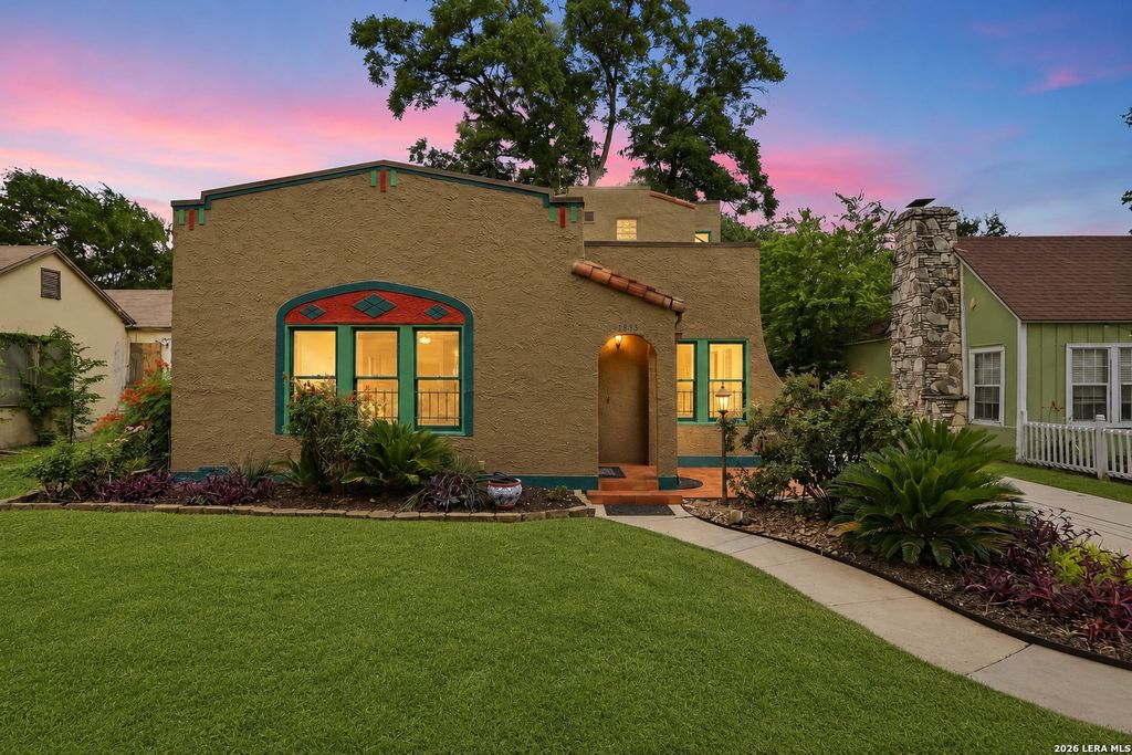 1833 W GRAMERCY PL, San Antonio, TX 78201
