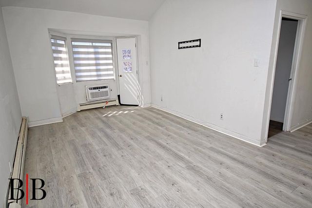 1121 E 73 Street, Brooklyn, NY 11234