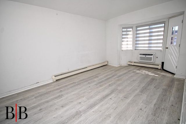 1121 E 73 Street, Brooklyn, NY 11234